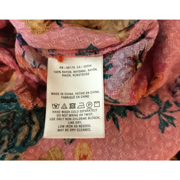 Anthropologie Maeve Manifold Pink Floral Button Down Blouse - Size 0 - Picture 9 of 10